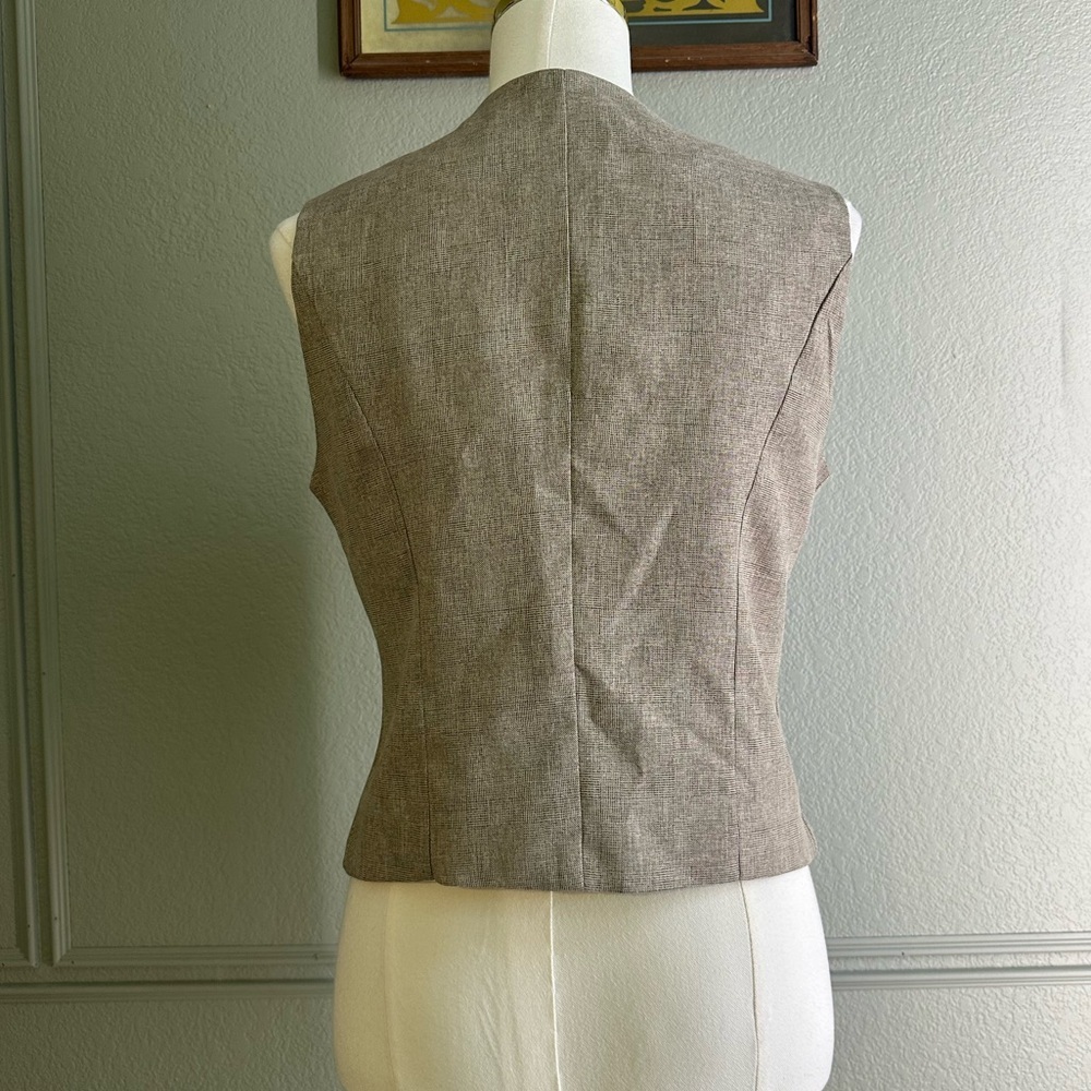 Han Queen Women’s Three Piece Suit - MEDIUM - Picture 4 of 16